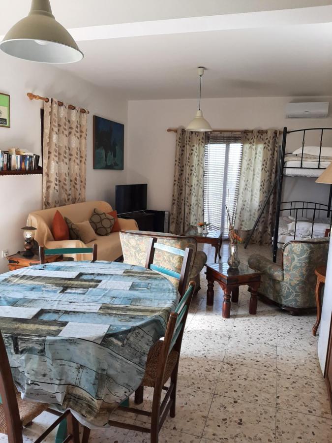 George Houses Πεντάκωμο Εξωτερικό φωτογραφία